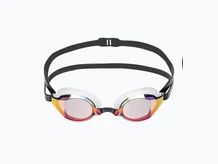 Okulary do pływania w triathlonie