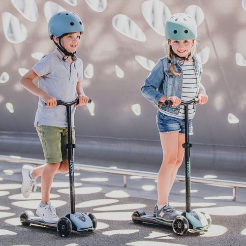 Hulajnoga trójkołowa Scoot & Ride Highwaykick 5 LED forest