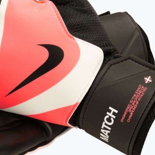 Rękawice bramkarskie Nike Match black/sunset pulse