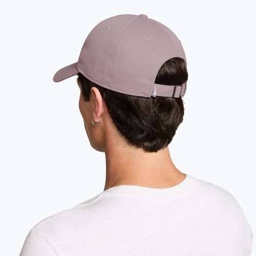 Czapka z daszkiem Nike Club Unstructured Swoosh light violet ore/particle rose