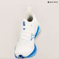 Buty do biegania damskie Mizuno Wave Neo Wind white/silver/peace blue 10