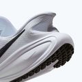 Buty do biegania damskie Nike Revolution 8 EasyOn white/wolf grey/black 13