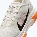 Buty do biegania damskie Nike ACG Zegama summit white/phantom/safety orange/black 10