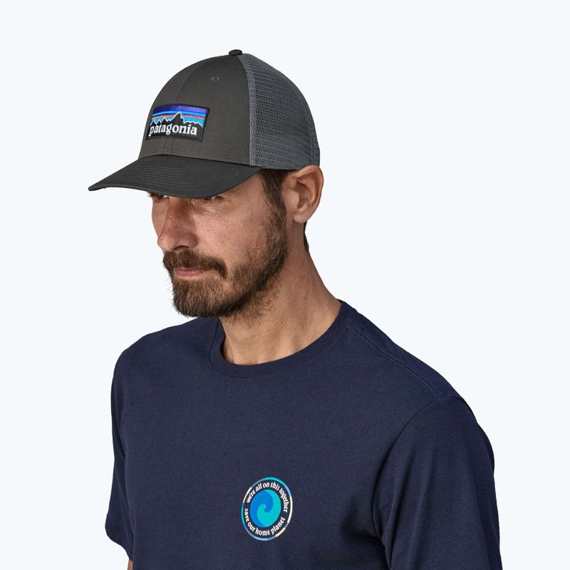 Czapka z daszkiem Patagonia P-6 Logo LoPro Trucker forge grey 3