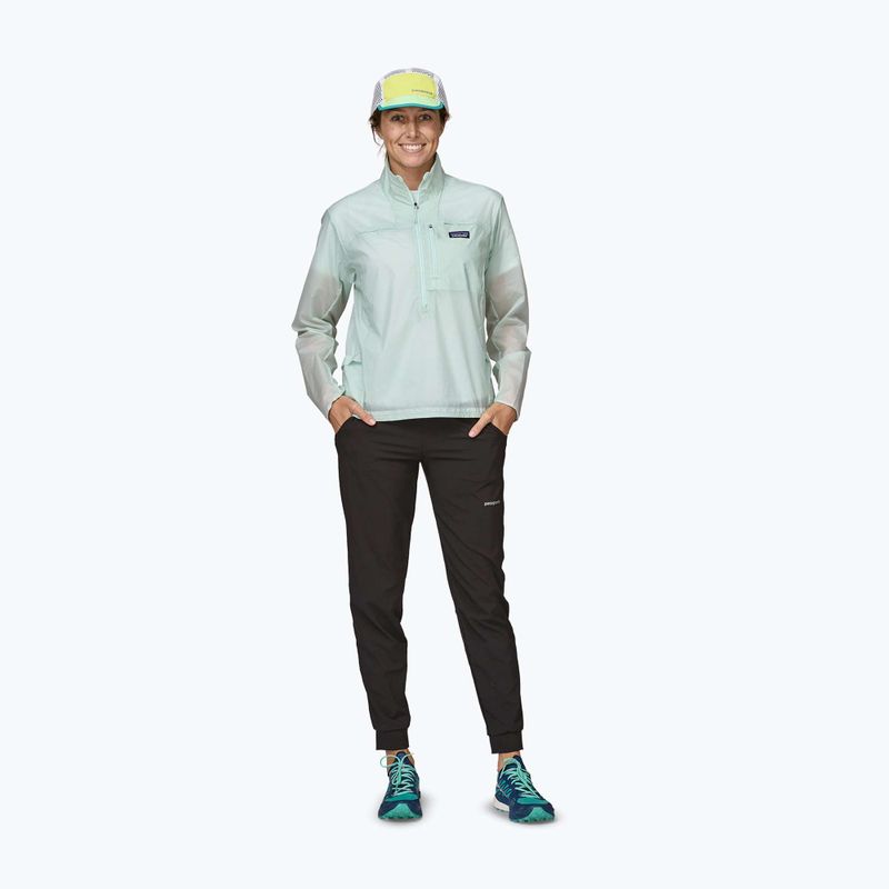 Spodnie damskie Patagonia Terrebonne Joggers black 4
