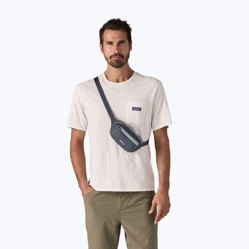 Saszetka nerka Patagonia Terravia Mini Hip smolder blue 4