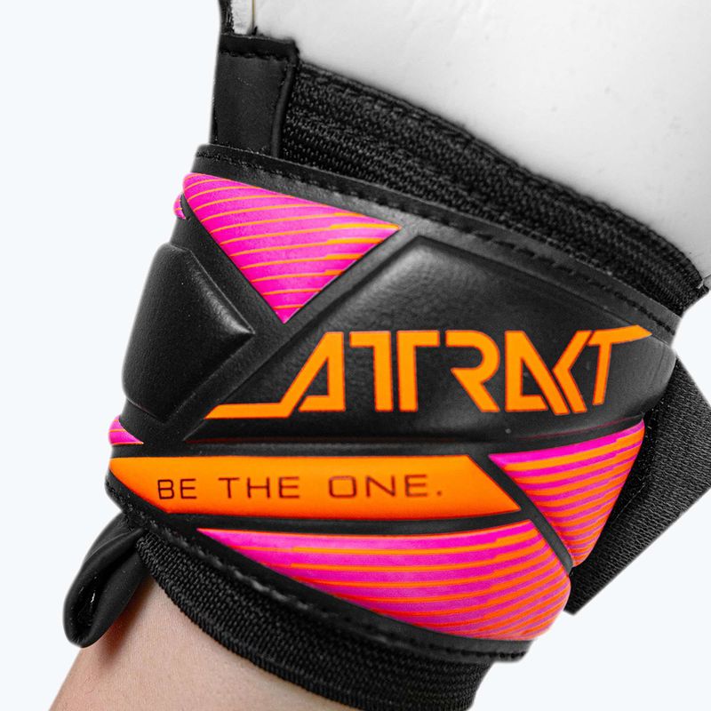 Rękawice bramkarskie Reusch Attrakt Solid black/aqua blue/shocking orange 8