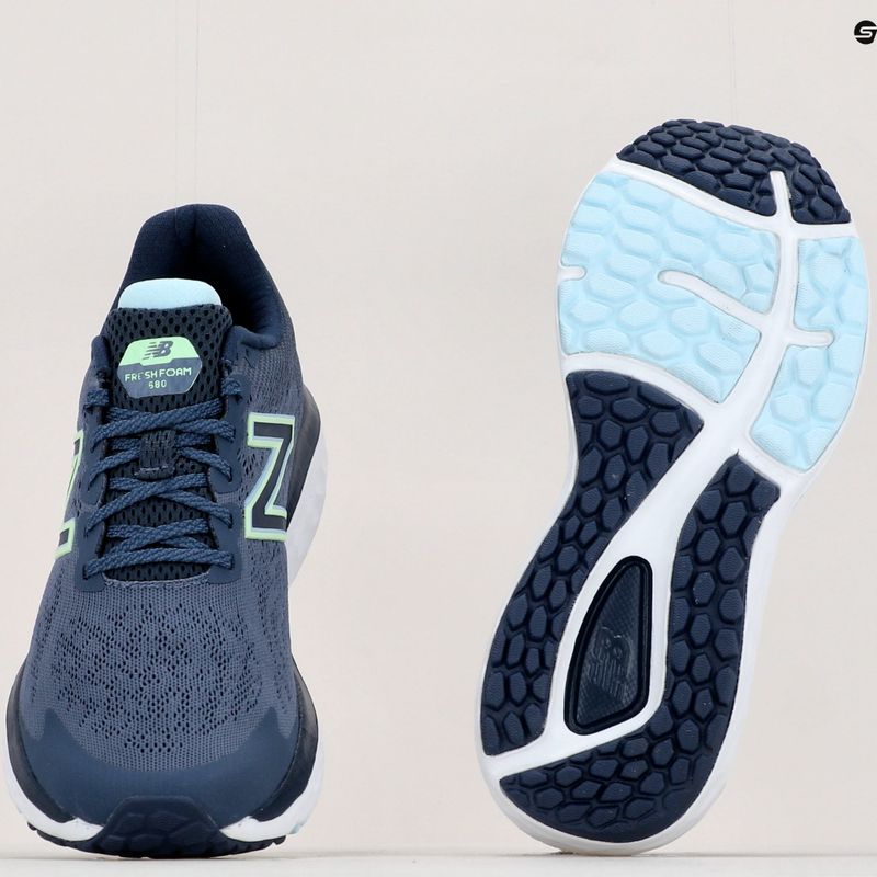 Buty do biegania damskie New Balance Fresh Foam 680 v7 navy 18