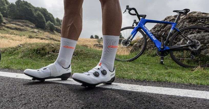 Buty na rower szosowy: jakie buty SPD wybrać na początek? 
